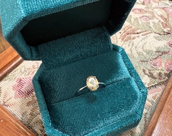 genuine citrine solitaire ring / sterling silver (size 7).