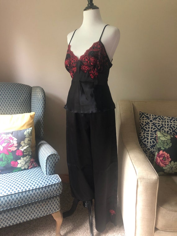 small / vintage / satin / black & red pajama set /