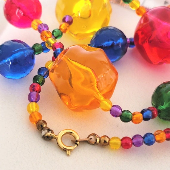 Vintage chunky rainbow necklace, big acrylic plas… - image 3