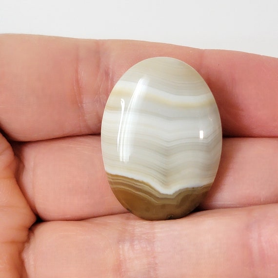 Small vintage striped stone pin, shades of cream … - image 10