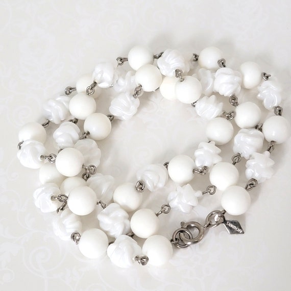 Vintage white plastic beaded necklace by Sarah Co… - image 4