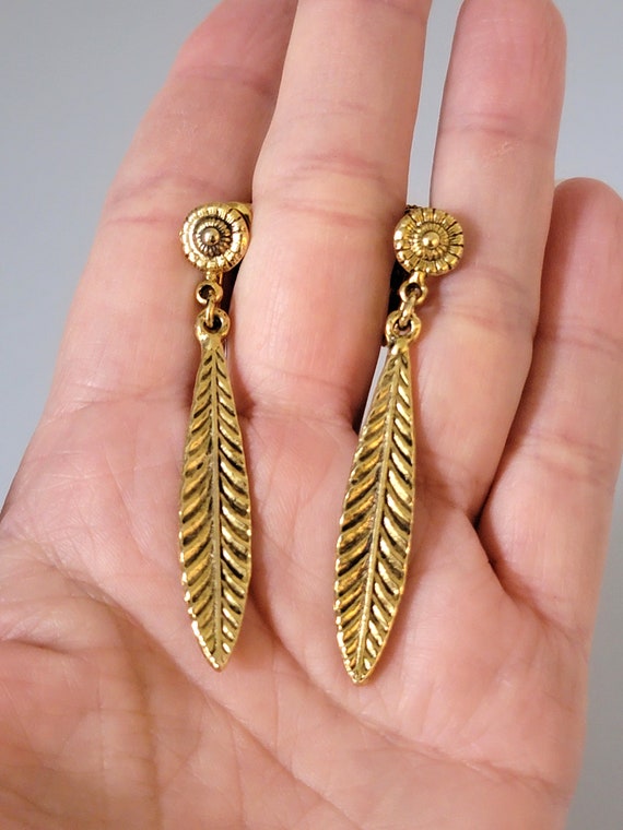 Vintage Dauplaise long skinny clip-on earrings in… - image 8