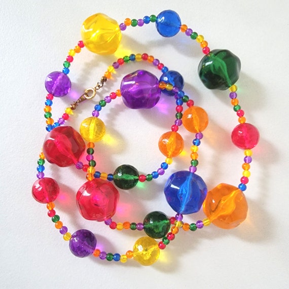 Vintage chunky rainbow necklace, big acrylic plas… - image 1