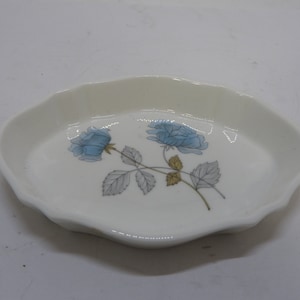 wedgwood, ice rose dish, trinket dish, pin dish