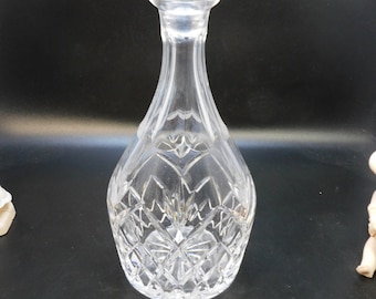 Carafe Schott zwiesel. Carafe en cristal taillé avec bouchon