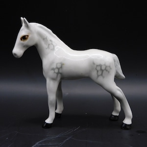 Beswick appelgrijs veulen