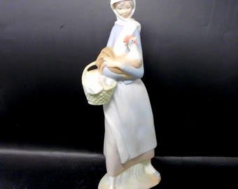 Vintage Lladro Porcelain Figurine: Girl with Hen & Basket, 1950s Spanish Sculpture