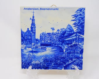 Antike Delft Blue Fliese: Amsterdamer Blumenmarkt, Handbemalte Niederländische Keramik