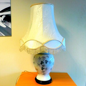 Chinese Table Lamp with Shade: Hand-Painted Floral Oriental Decor