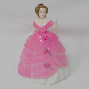 Coalport Minuettes Jessica Figurine | Bone China | Modelled by Martin Evans | 1995 | 9.5cm Tall | Made in England | Mint Condition