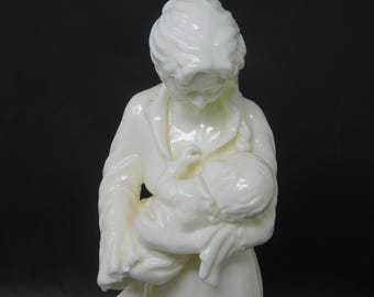 Royal Worcester “sweet Dreams” Figurine – Maureen Halson, 1988