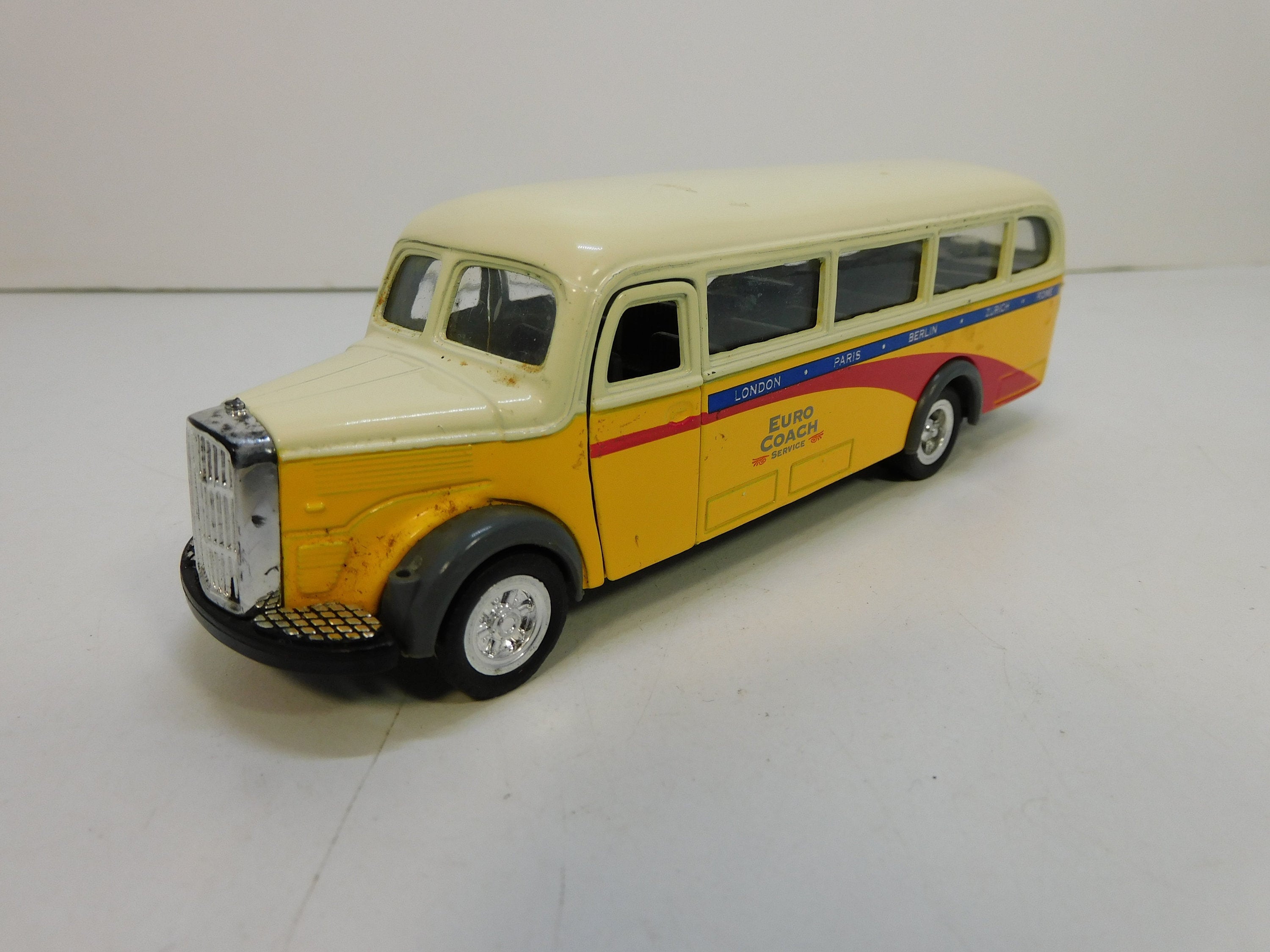 Mercedes-Benz O 3500 バス – 「Ruoff」ユーロ コーチ、1:43 スケール