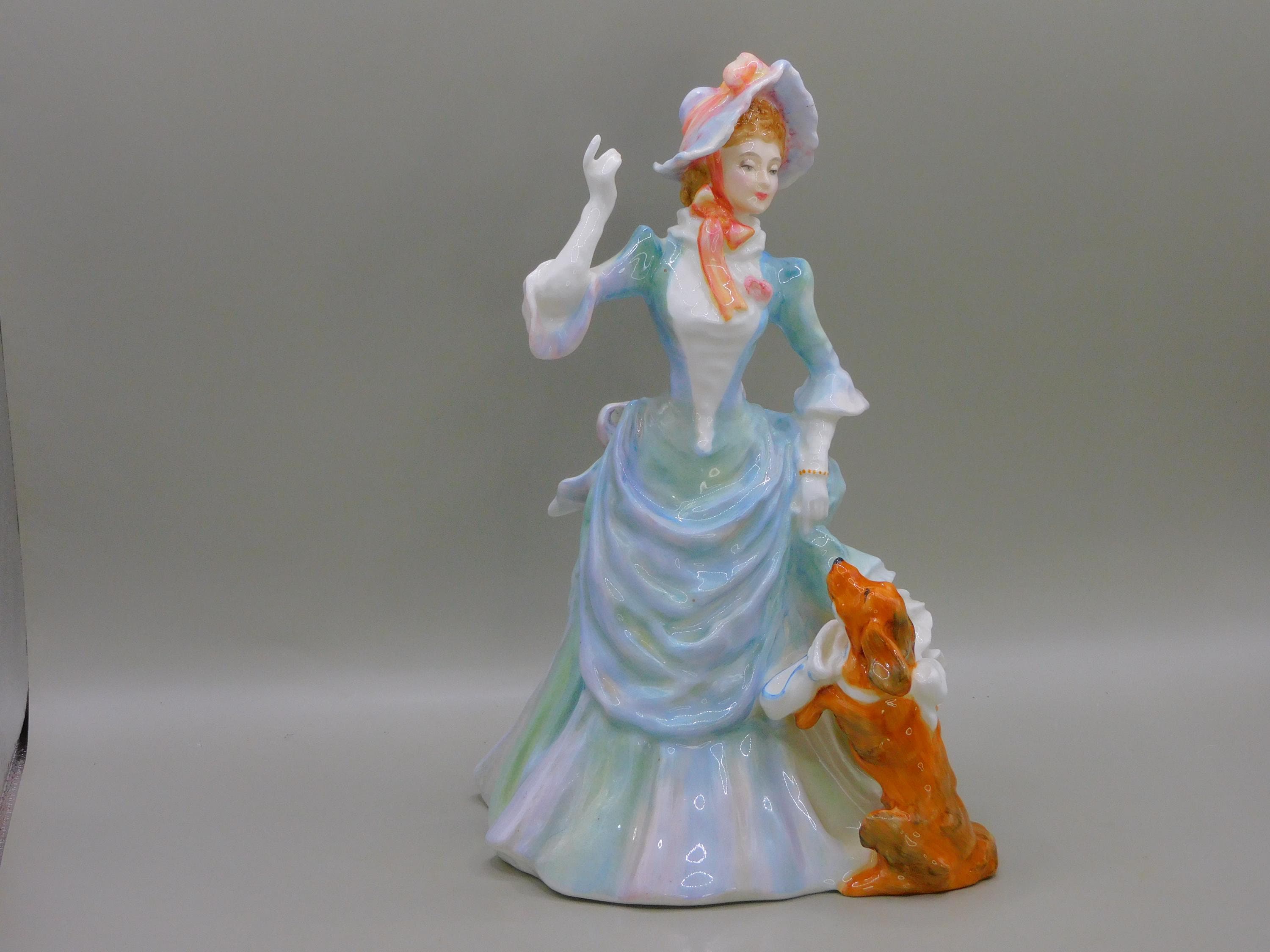 ロイヤルドルトン フィギュア LOYAL FRIEND HN 3358