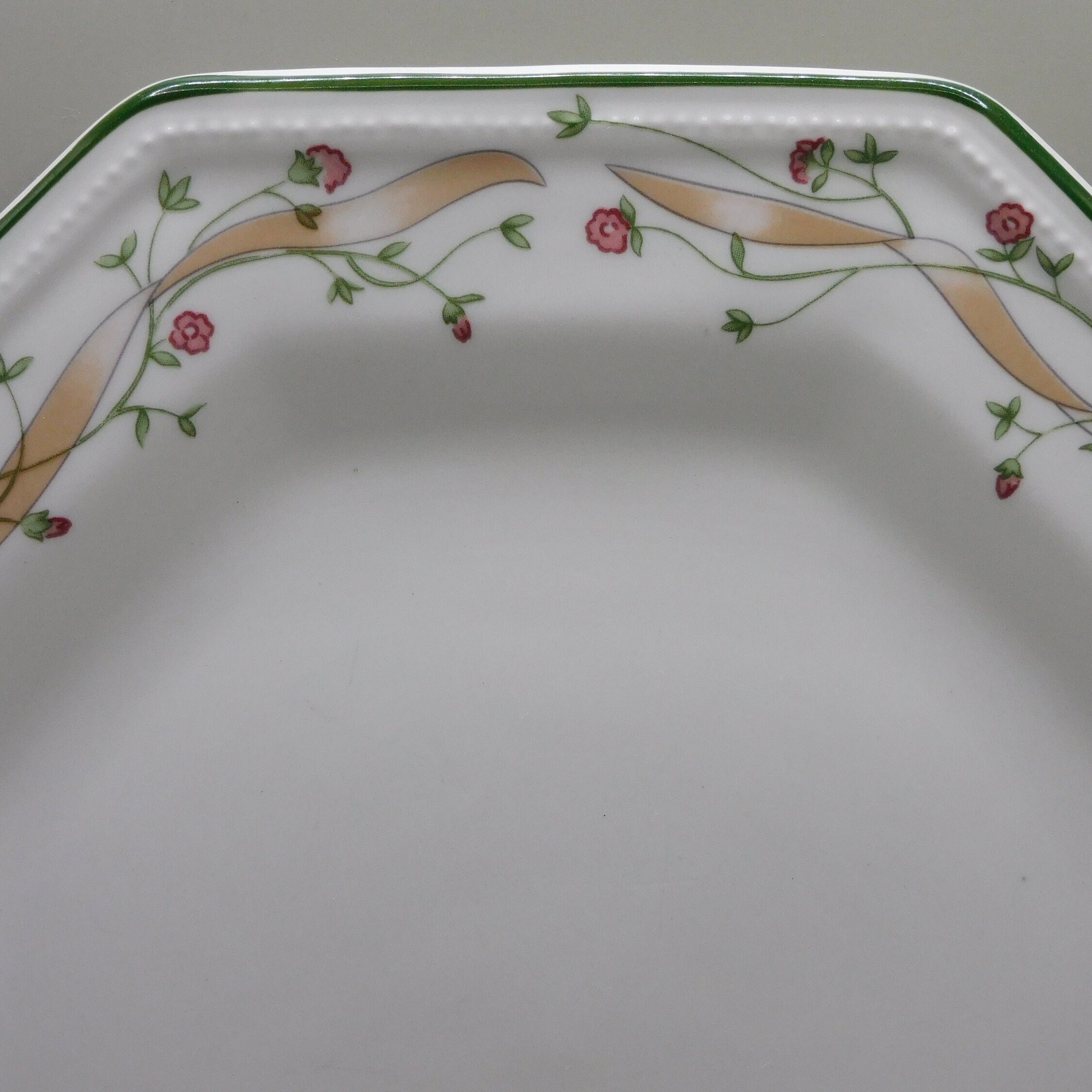 ジョンソンブラザーズ製ヴィンテージ エターナルボー ディナープレート