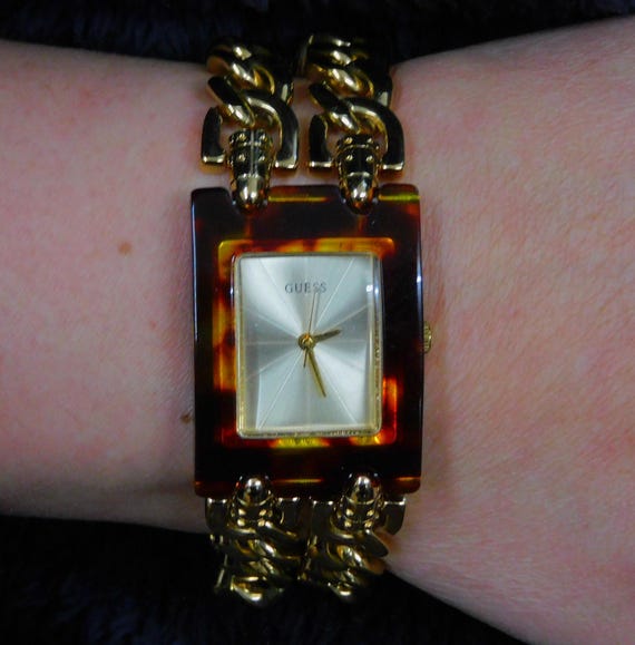 Guess chain link watch GUESS® Gc Rose Gold and Silver-Tone Chain-Link Analog Watch main image 4