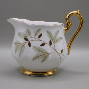 Royal Albert China &#39;Braemar&#39; fabulous Creamer, Milk Jug