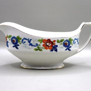 Alfred Meakin Vintage Gravy Boat
