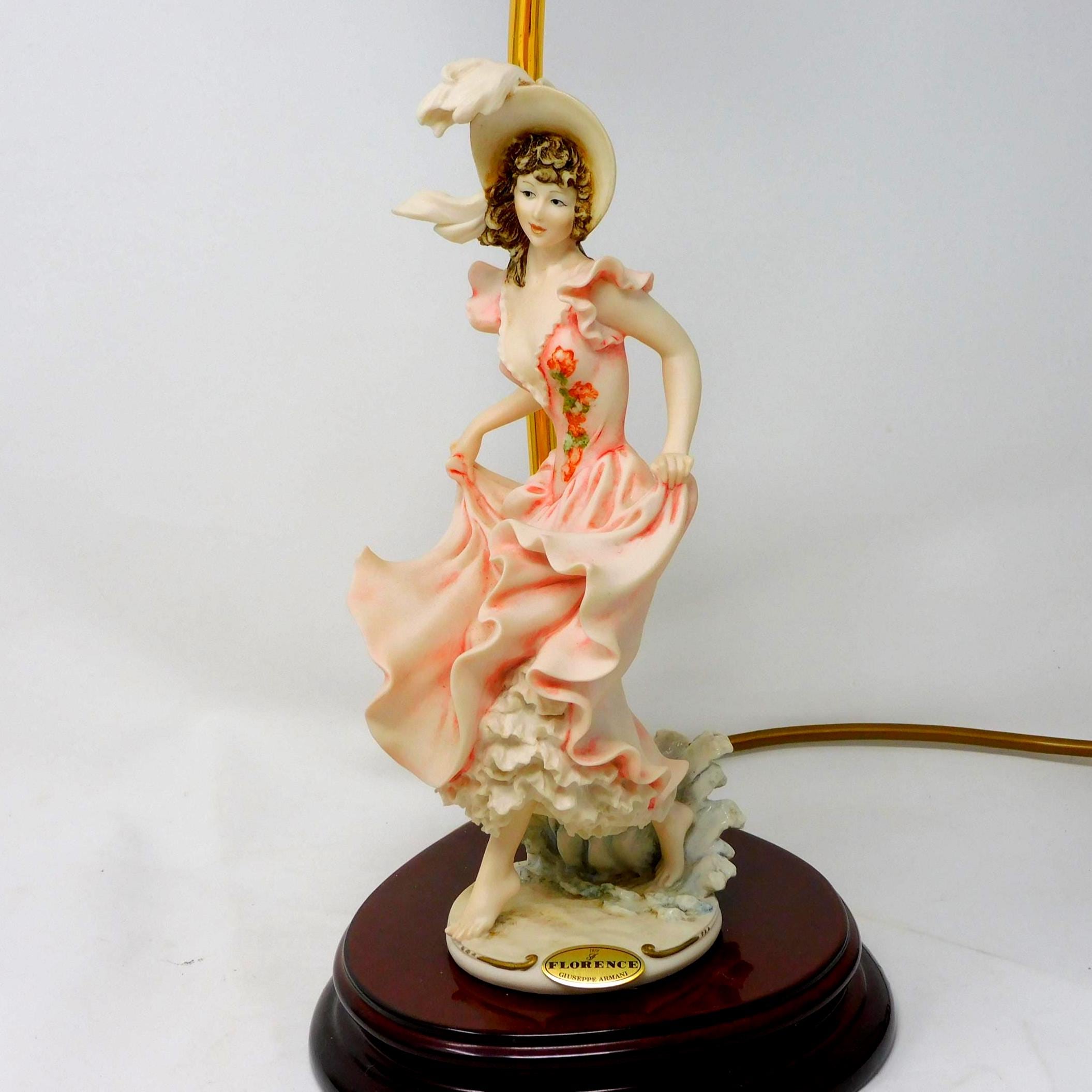 Giuseppe Armani Florence Table Lamp – 1996 Original Figurine