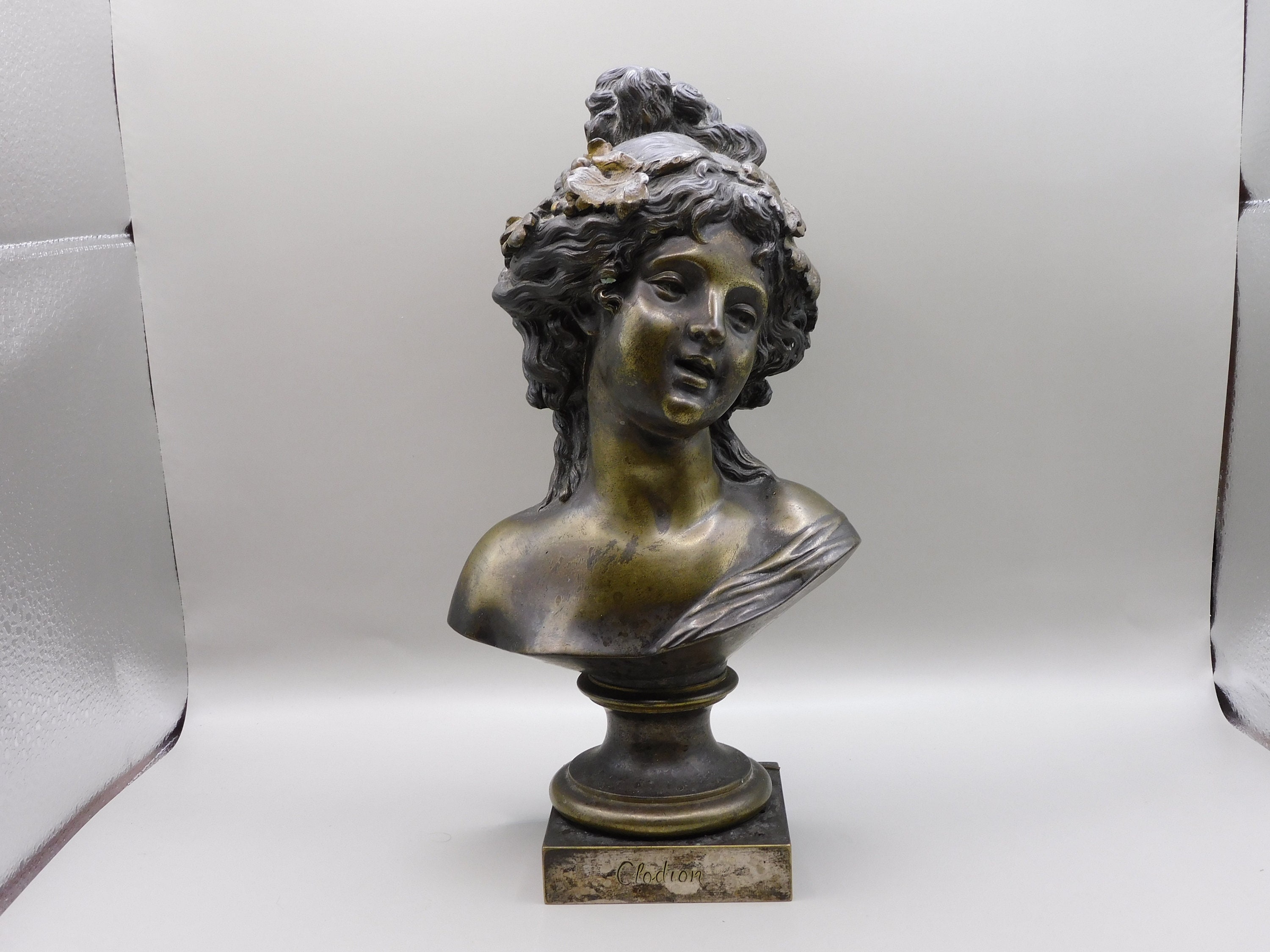 ロココ様式のブロンズ女性彫刻：19世紀の秋のミューズ像 - Etsy 日本