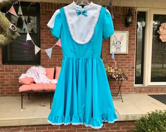 Vintage Prairie Dress/ Alice In Wonderland Costume/ Square Dancing Dress