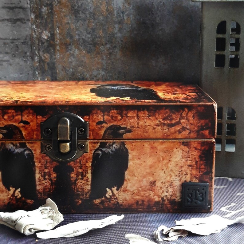 Raven Tarot Card Box, Crow Jewellery Box, Halloween Melt Gift Set