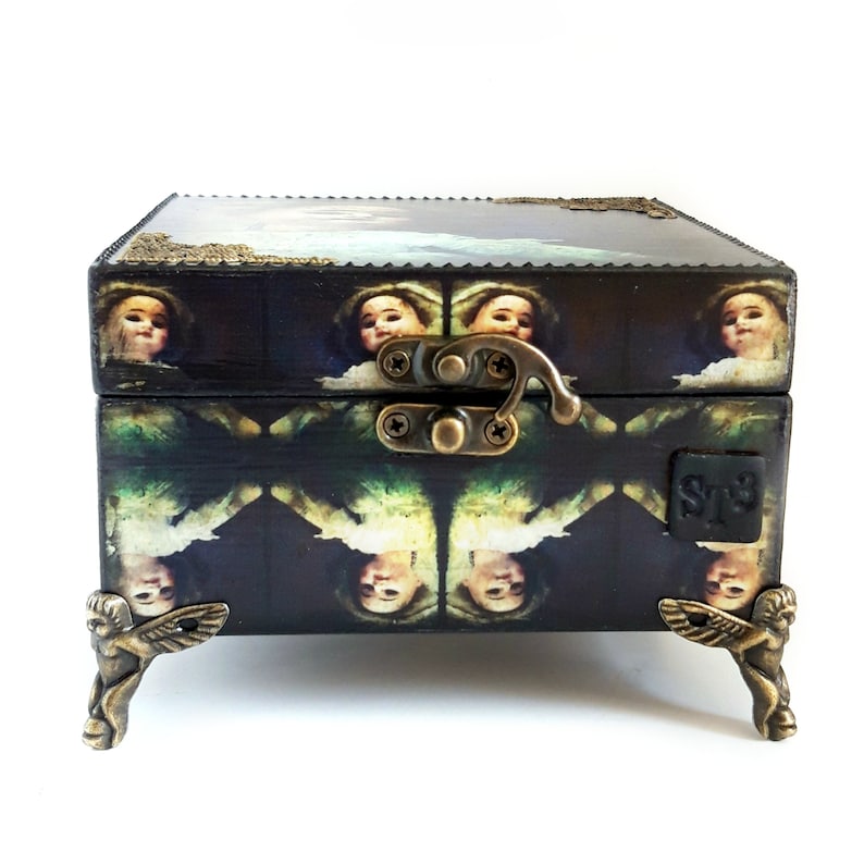 20 inch doll box