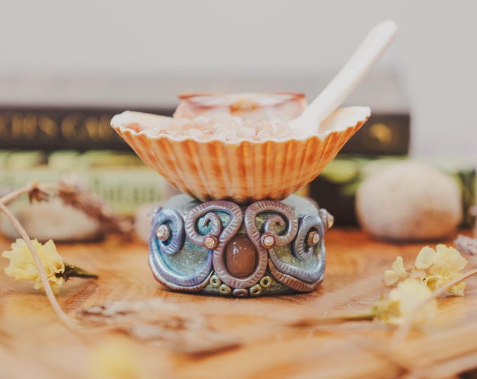 Witch’s Salt Holder of the Sturgeon Moon — Blessed by Selene