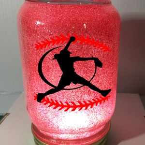 3 Up 3 Down Softball Pitcher Nightlight imagen 7