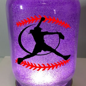 3 Up 3 Down Softball Pitcher Nightlight imagen 6