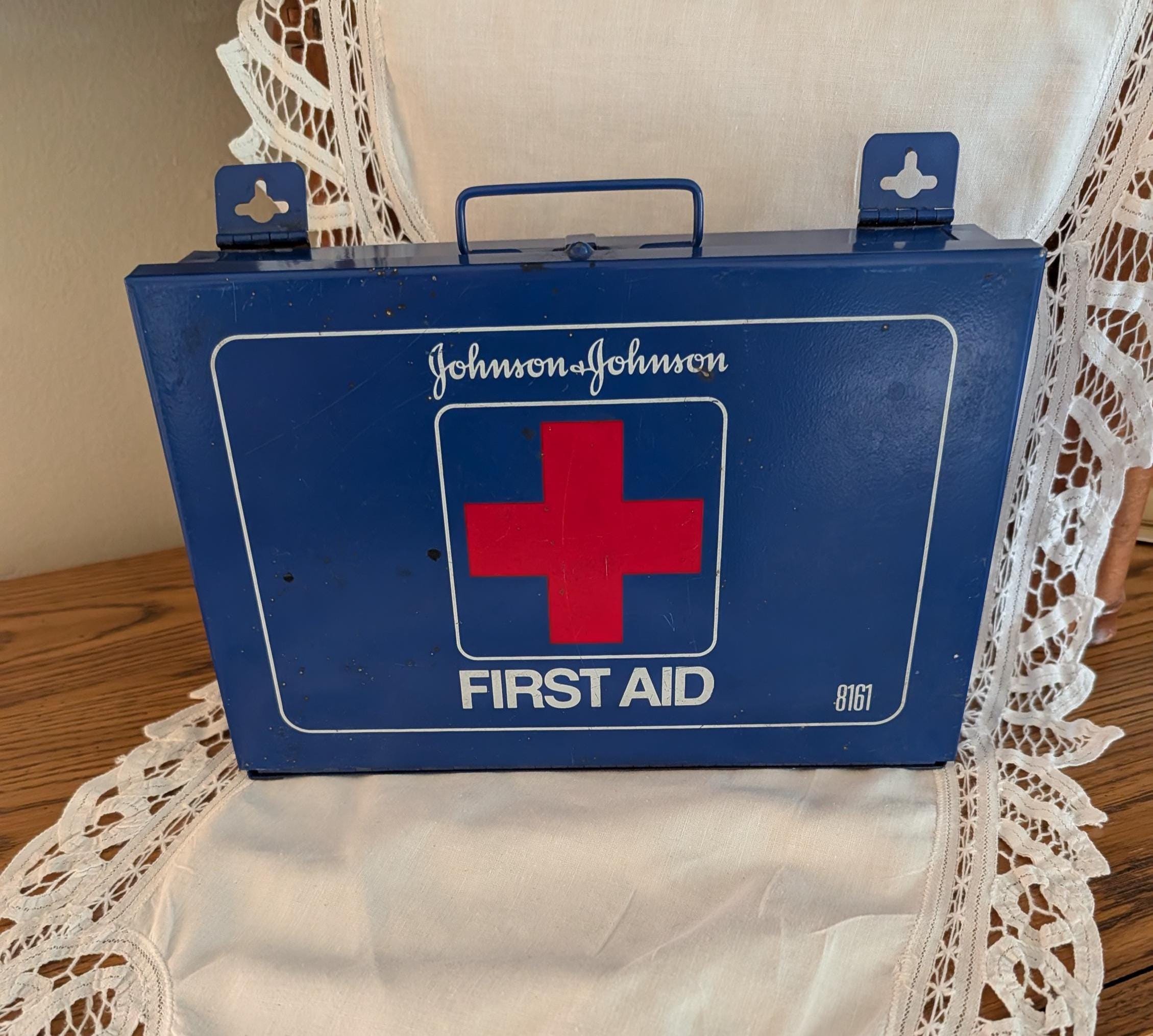 Vintage Johnson First Aid Kit - Etsy