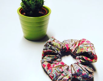 Cashmere scrunchie, printed scrunchie, paisley scrunchie, pattern scrunchie, cheap scrunchie, cheap scrunchie