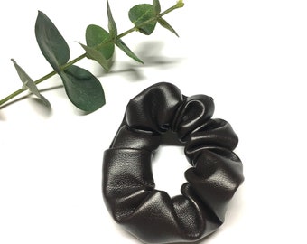 茶色のレザー シュシュ、革のシュシュ、革のシュシュ、茶色のシュシュ、黒のシュシュ、黒のシュシュ、茶色のシュシュ