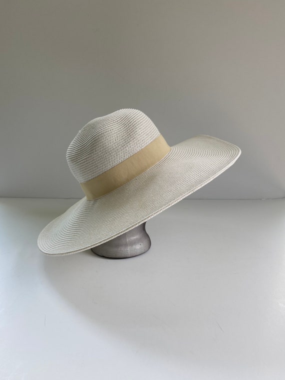 White Wide Brimmed Sun Hat - image 8