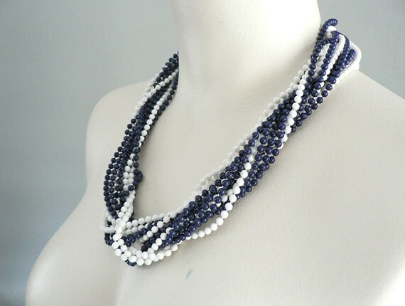 1950s Twisted Strand White Navy Bead Necklace - image 3