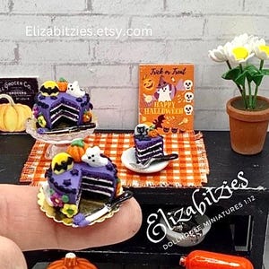 Dollhouse Miniature Halloween  Layer Cake with Slice 1:12 scale