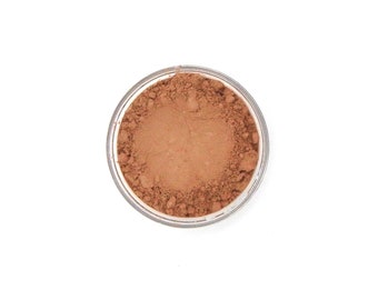 Vegan Mineral Foundation Sample: Medium Caramel Complexion
