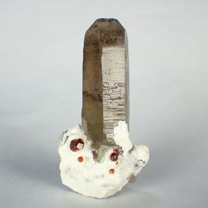 Spessartine Garnet with Smoky Quartz - Tongbei China - 10g