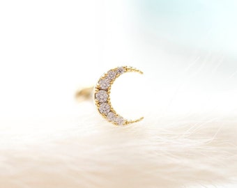 Crescent Moon Threadless Pushpin • Whimsigoth Cartilage Earring • Dainty Tragus Labret • Sparkly Conch Piercing • Gold Moon Screwback Stud