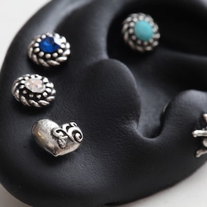Medieval Silver Heart Studs • Spider Conch Earring • 18g Flat Back Tragus Earring • Blue Stone Twist Threadless Labret • Halloween Earrings