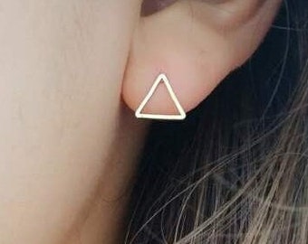 Triangle Earrings | simple stud earrings, simple silver triangle earrings, simple gold earrings, Minimalist Earrings, geometric earring stud