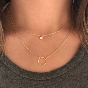 Dubbelt Halsband • Cirkelformat Nyckelbenshalsband • Ädelstenshalsband • Geometriskt Guldhalsband • Roséguld Silverstenshalsband
