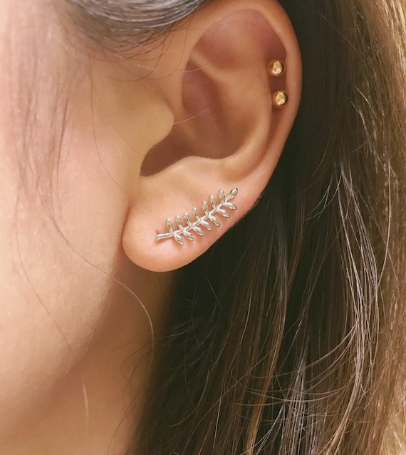 Curved cartilage earrings best sale