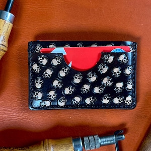 Porta carte minimalista in pelle con teschi, portafoglio sottile per uomo o donna