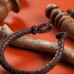 Pulsera cuero hombre trenzada hecha a mano para hombre o mujer trenzado con 6 tiras de cuero de alta calidad