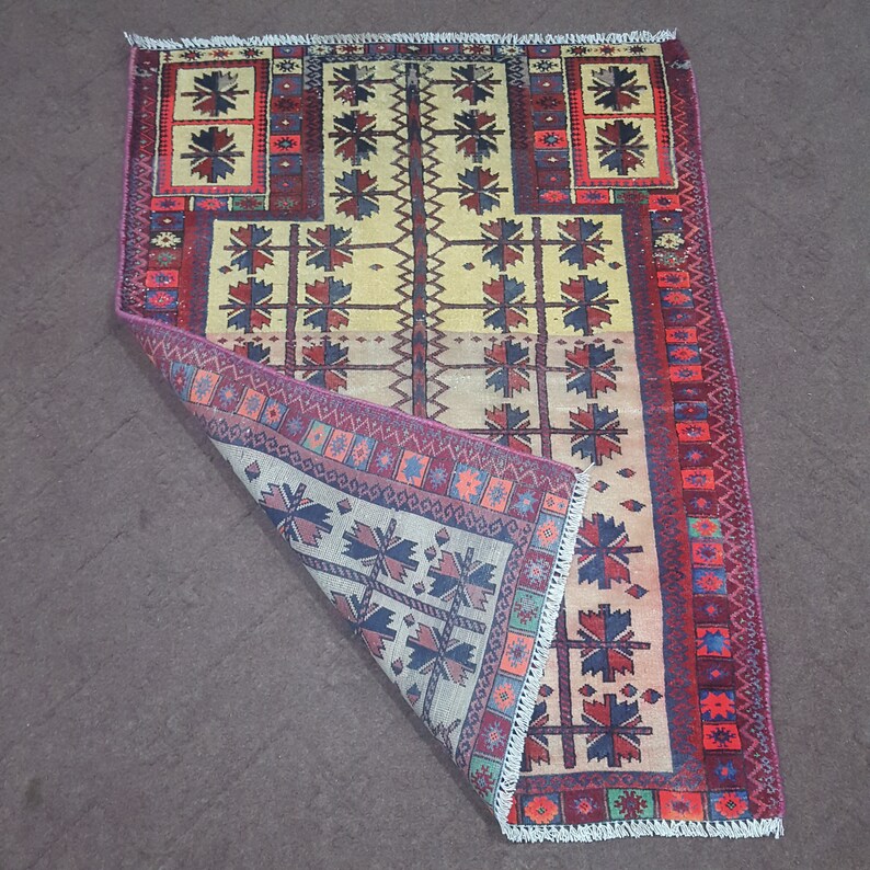 3x4 vintage rug small area rug. Size 2'9 x Etsy