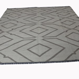 Alfombra Kilim, alfombra geométrica. Tamaño: 7.6&#39; x 9.1&#39; / 232 x 278 cm
