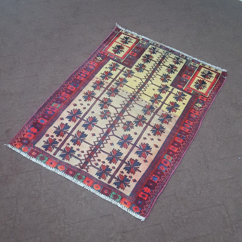 3x4 vintage rug small area rug. Size 2'9 x Etsy