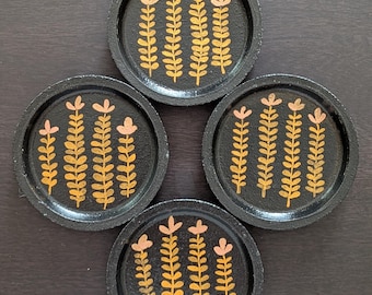 Handgemaltes Korkuntersetzer-Set Midnight Black Gold Botanisches Housewarminggeschenk