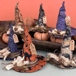 Primitive Witch Hat Decor, Set of 6 Handmade Halloween Witch Hats for Shelf Sitter, Bowl Filler, Cute Party Gift,