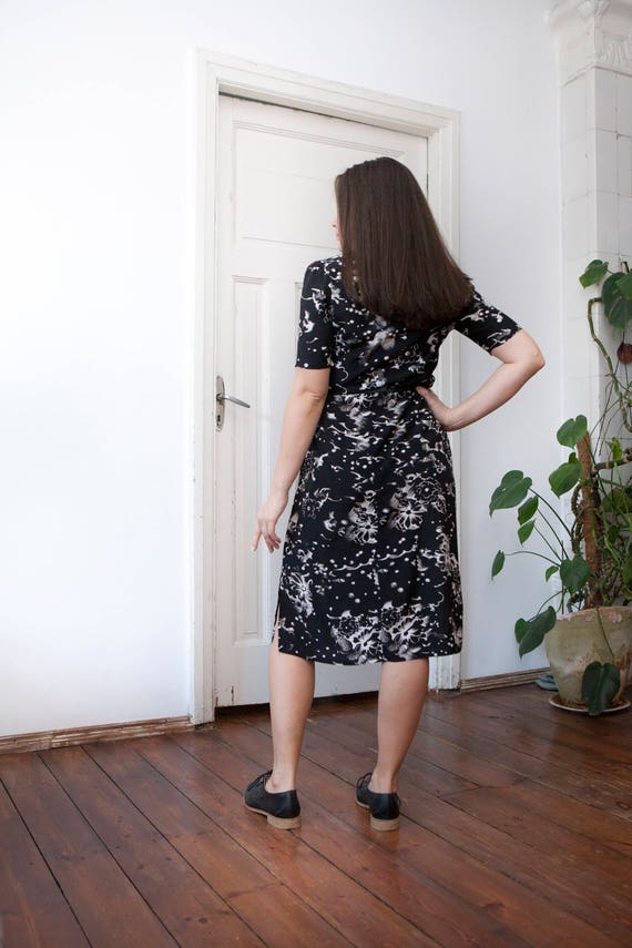 Black Floral Dress 90s Black & White Midi Dress E… - image 7